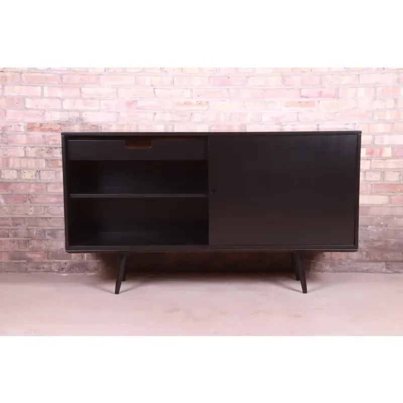 Paul McCobb Planner Group Mid-Century Modern Black Lacquered Sideboard Credenza, Newly Refinished - 9