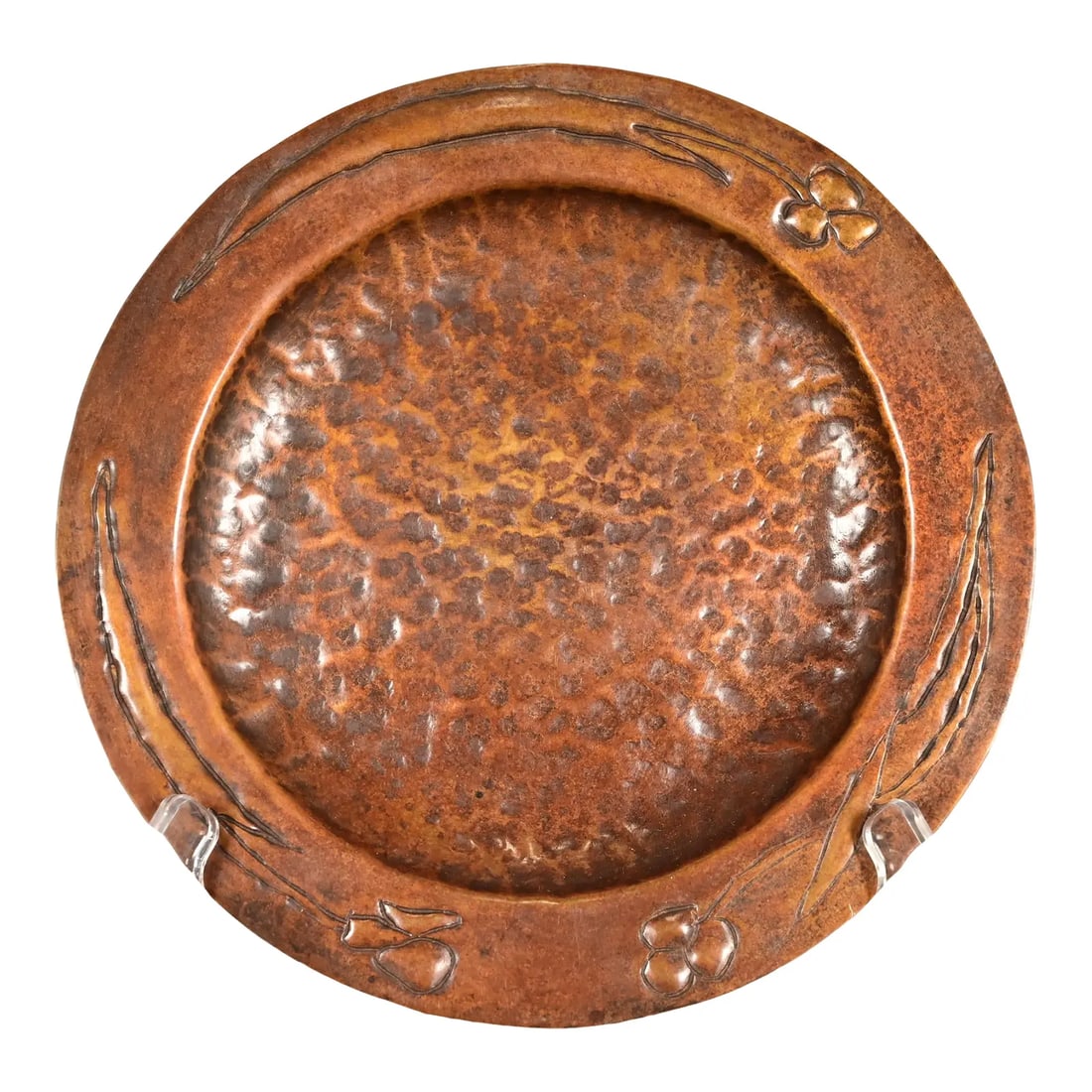 Roycroft Style Arts & Crafts Period Hammered Copper Plate or Tray, Circa 1910: A gorgeous Arts & Crafts period hand hammered copper plate or tray In the manner of Roycroft USA, Circa 1910 Measures: 8"W x 8"D x 0.5"H. Very good original vintage condition, with beautiful patina.