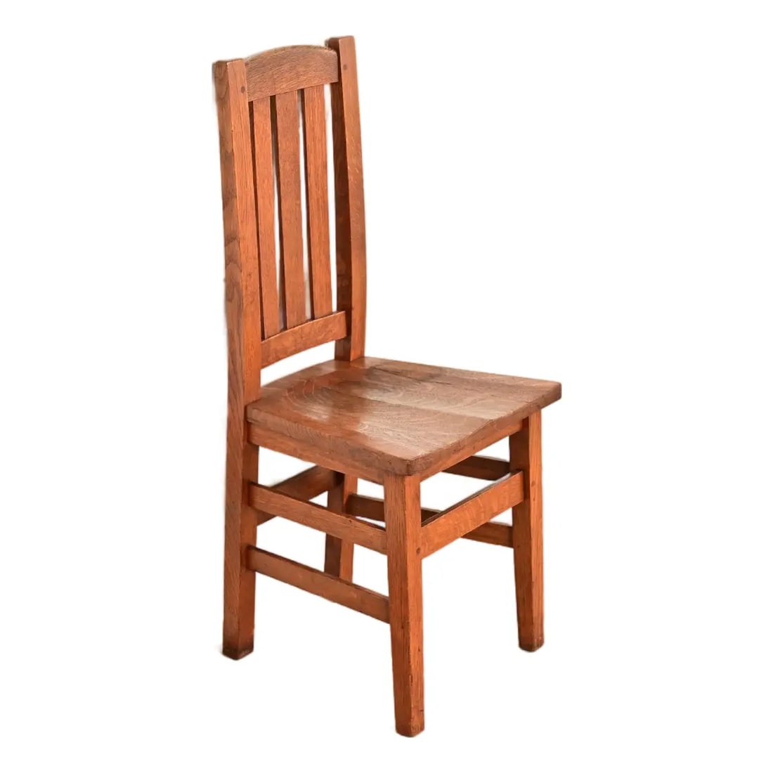 Stickley Brothers Antique Mission Oak Arts & Crafts Side Chair or Desk Chair, Circa 1910: A beautiful antique Mission or Arts & Crafts period solid quarter sawn oak side chair, desk chair, or dining chair By Stickley Brothers USA, Circa 1910 Measures: 16.25"W x 16"D x 38"H. Seat height: 17