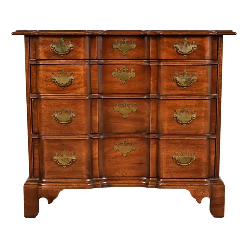 Late 20th Century Century Furniture Chippendale Solid Mahogany Block Front Chest of Drawers: A gorgeous Georgian or Chippendale style four-drawer dresser, chest of drawers, or commode By Century Furniture, "Henry Ford Museum" Collection USA, Circa 1980s Beautiful carved solid mahogany, with o