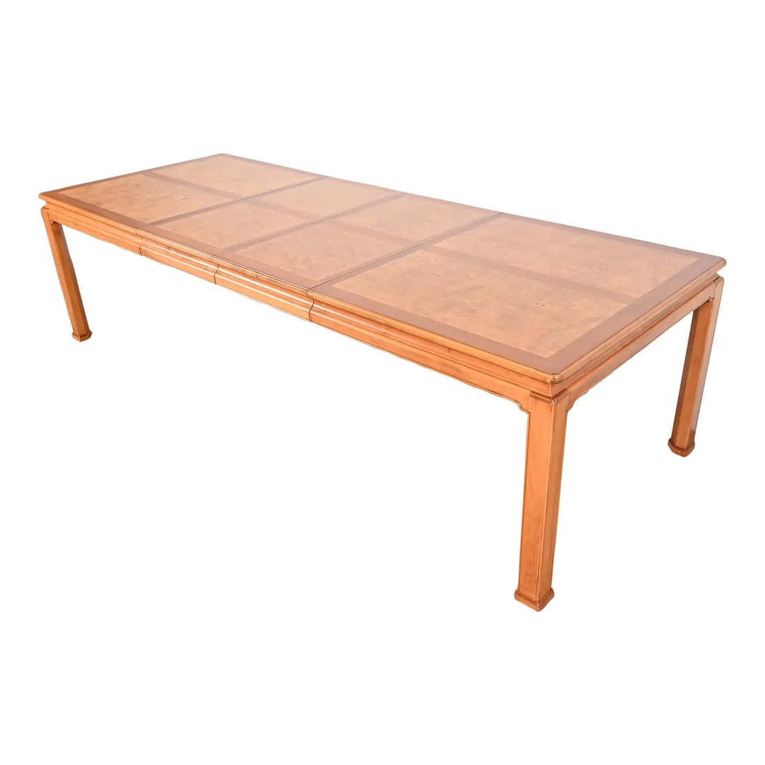 Henredon Mid-Century Hollywood Regency Mahogany and Burl Wood Extension Dining Table: A gorgeous mid-century modern Hollywood Regency Chinoiserie extension dining table By Henredon USA, Circa 1970s Carved mahogany, with beautiful burl wood top. Measures: 70"W x 42"D x 30"H. Extends up 