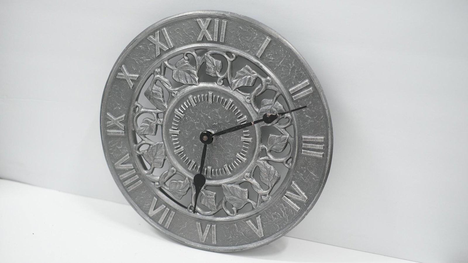Pewter Clock (1 of 3)