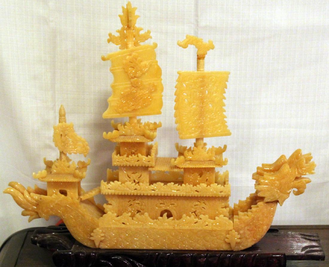 Chinese carved yellow Jade boat with original shipping: Chinese carved yellow Jade boat with original shipping crate