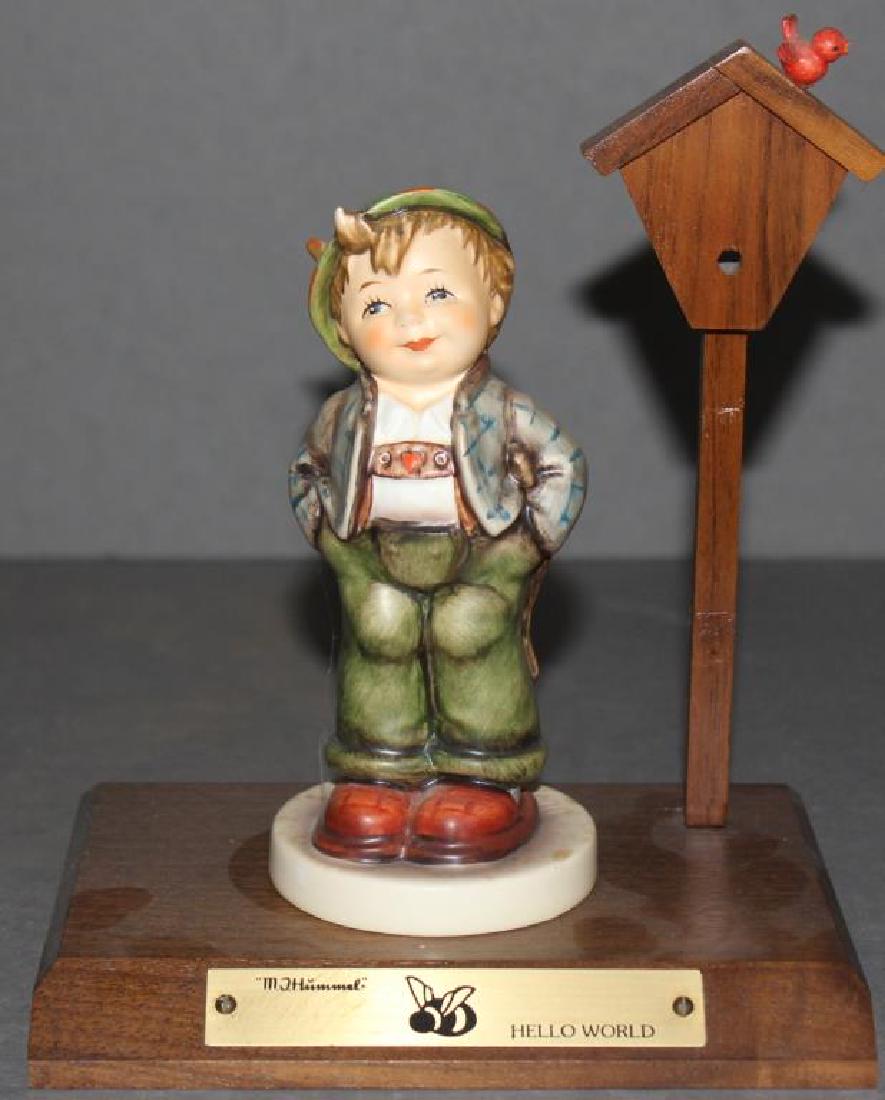 Hummel figure "Hello World" #429 1983 on wooden base, (1 of 6)