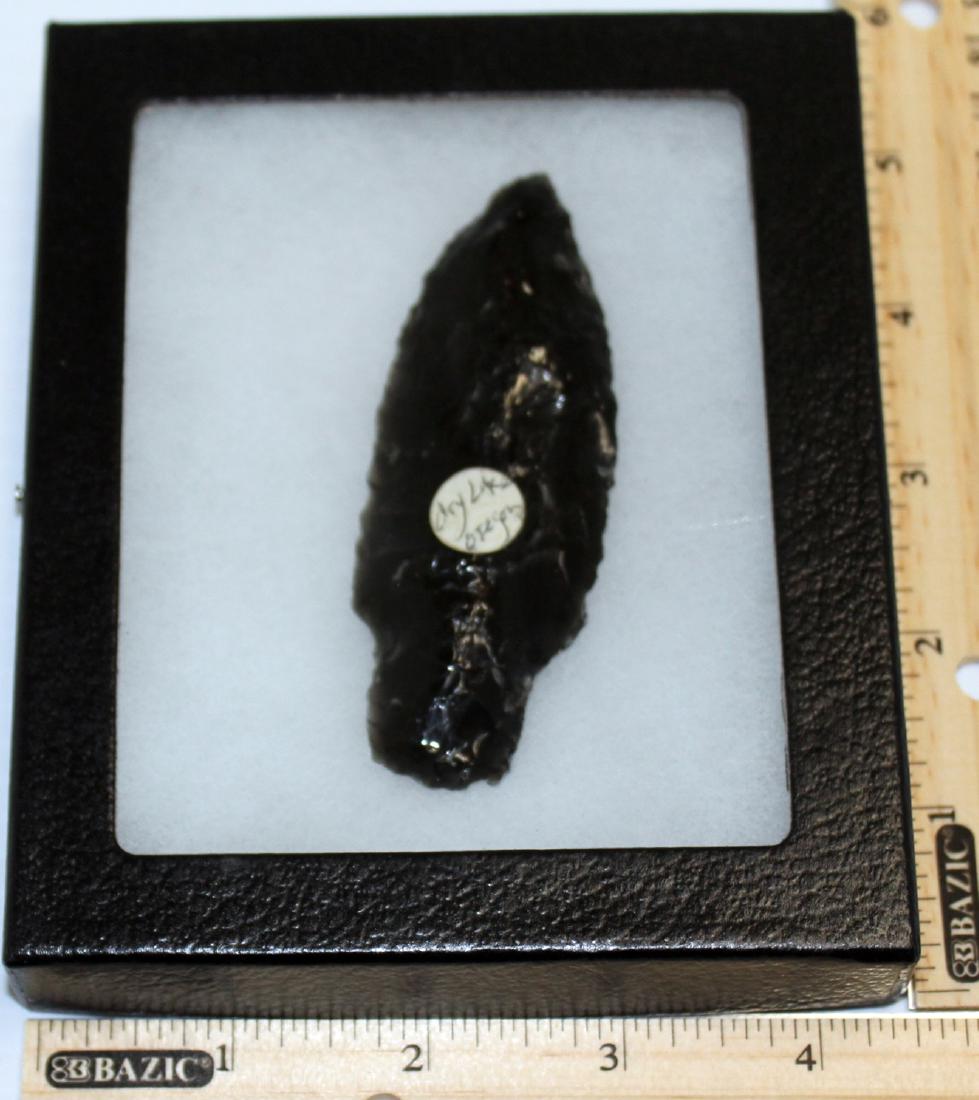 case with 1 Dry Lake Oregon Native American: case with 1 Dry Lake Oregon Native American projectile point