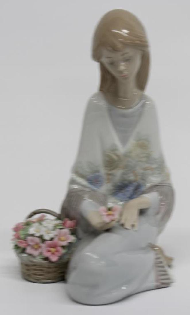 Lladro Figurine Collectors Society 1988, "Girl with (1 of 1)