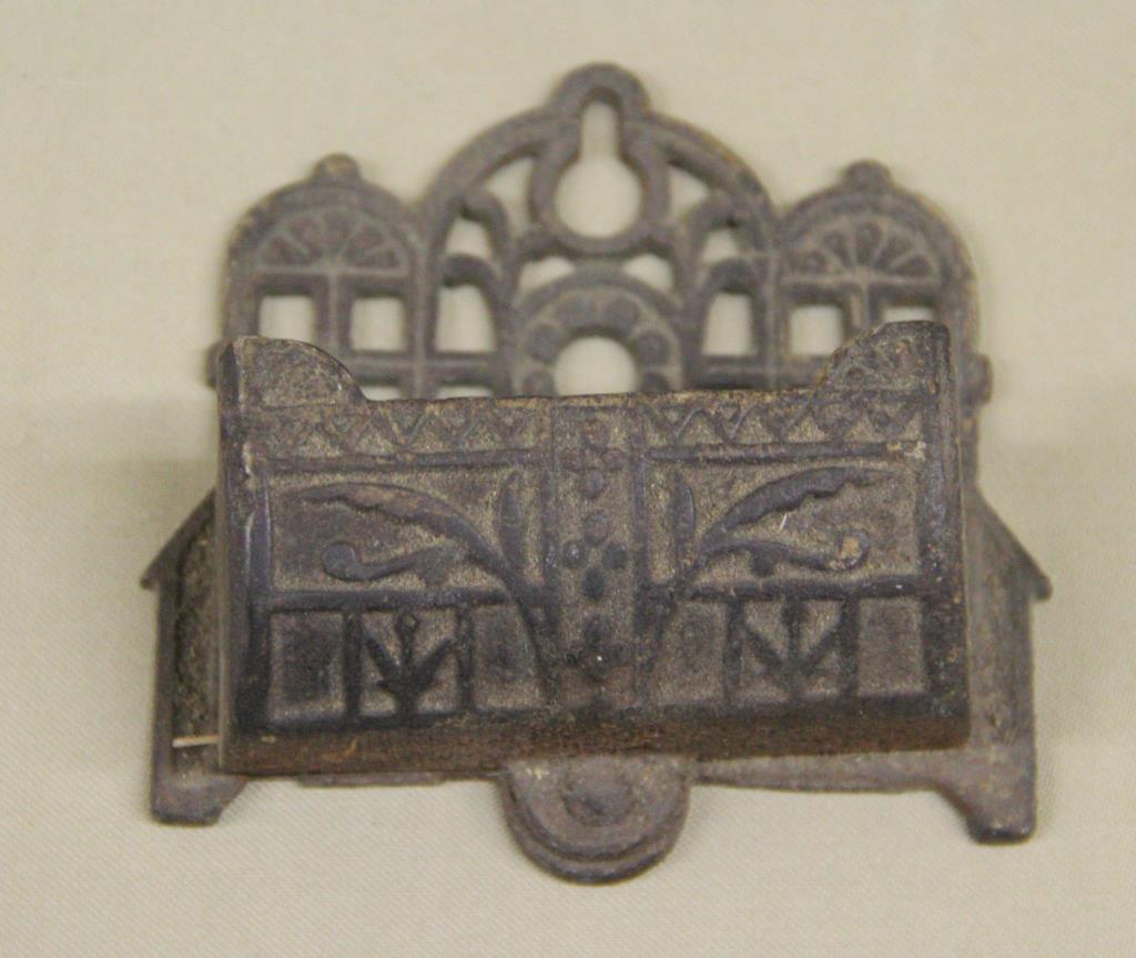 cast iron match holder, wall mount (1 of 2)