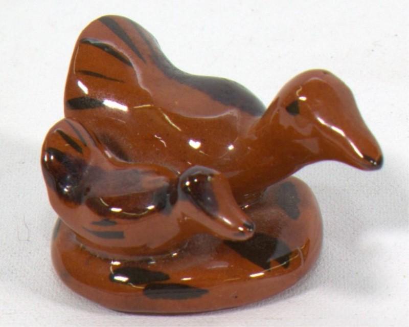 Breininger Pottery glazed redware mother &: Breininger Pottery glazed redware mother & young birds, signed LB 86, 2.5" long