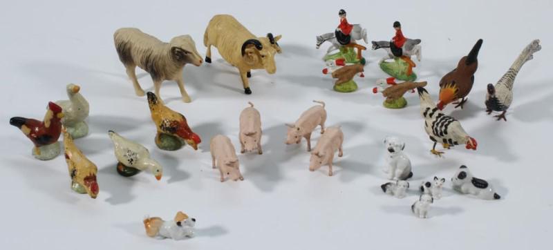 24 animals - 4 pigs marked "Germany", celluloid sheep,: 24 animals - 4 pigs marked "Germany", celluloid sheep, papier mache birds, German birds & others
