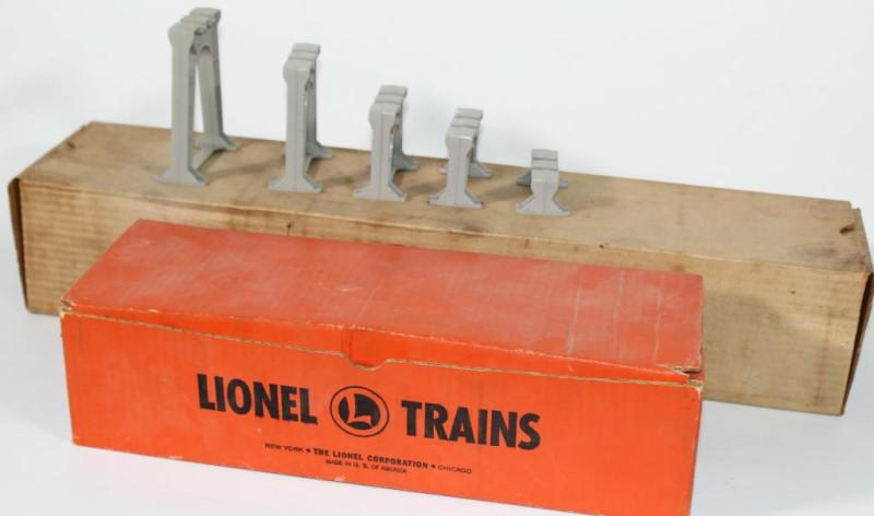 2 Lionel 110 Trestle Sets in orig boxes and pair: 2 Lionel 110 Trestle Sets in orig boxes and pair of Lionel tunnel faces