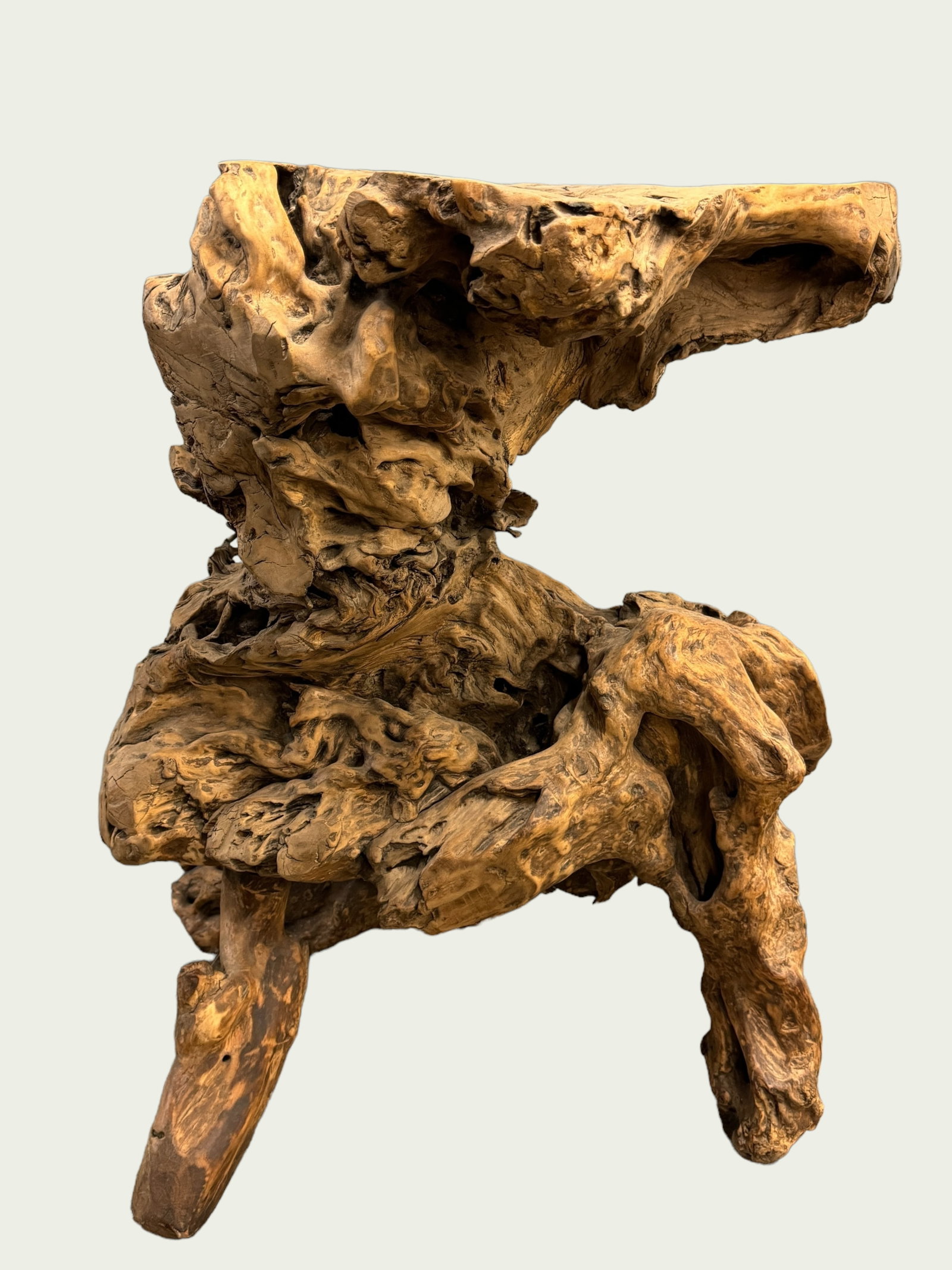 LARGE Vintage Driftwood Root Stand: Beautiful driftwood root ball stand with flattened top for displaying. Measures 28 inches tall and 25 inches at the widest point. *** This item requires IN PERSON PICK UP or personal arrangements with