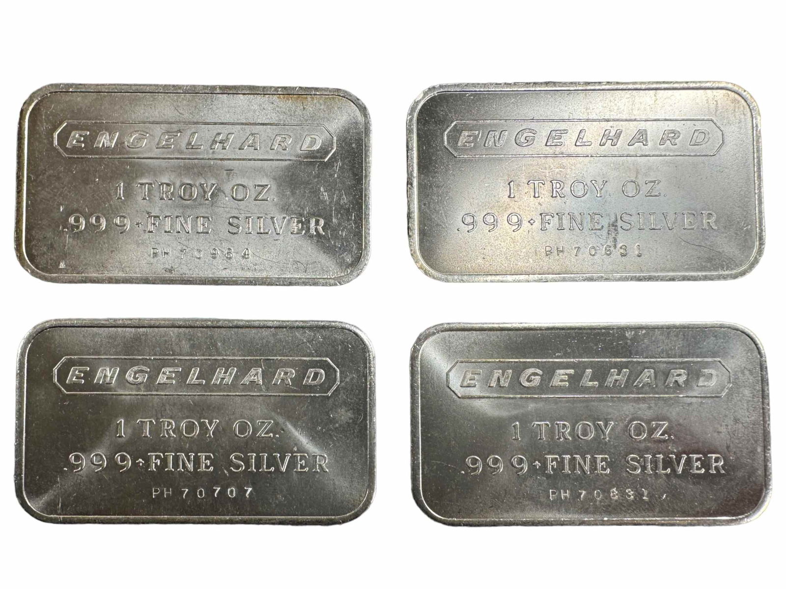 (4) Engelhard 1 oz. .999 Silver bars: (4) Engelhard 1 oz. .999 Silver bars