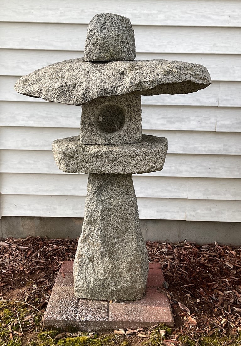 Five piece carved stone Asian garden lantern: measuring approximately 43 inches tall. Pavers not included. ***Statue is extremely heavy. Auction Company will assist in loading with heavy machinery onto a truck of some sort (NO Cars or SUVs - TRUC