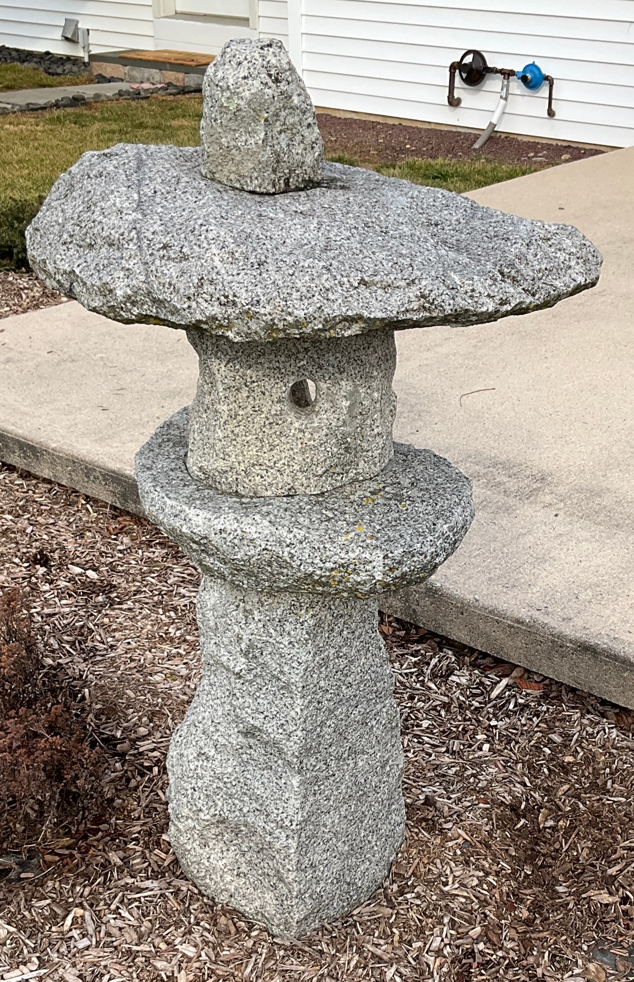 Five piece carved stone Asian garden lantern: measuring approximately 43 inches tall. ***Statue is extremely heavy. Auction Company will assist in loading with heavy machinery onto a truck of some sort (NO Cars or SUVs - TRUCKS ONLY). Buyer is re