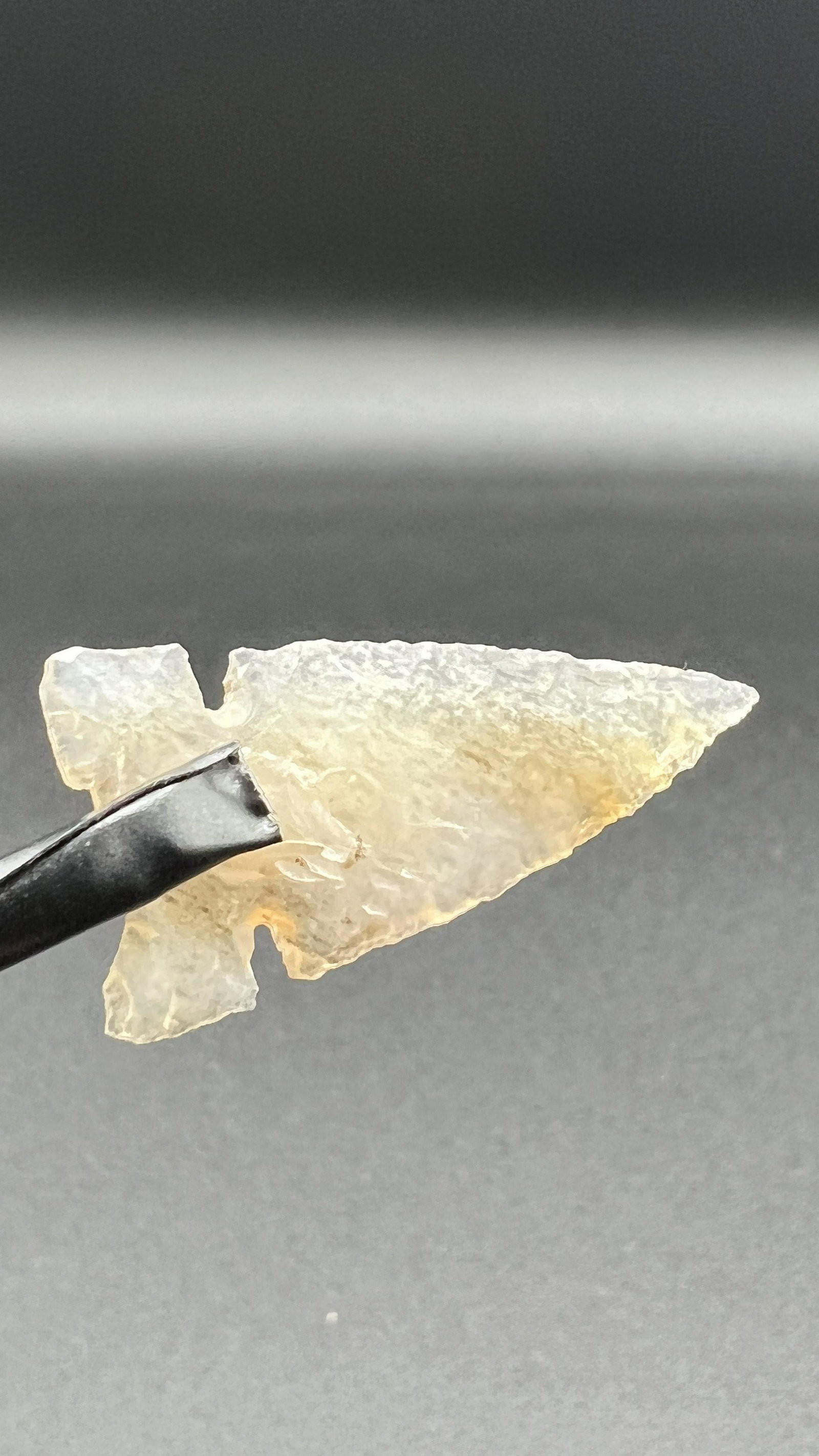 1 1/4" Gem Point Made of Knife River Flint from a Mandan Site in North Dakota: 1 1/4" Gem Point Made of Knife River Flint from a Mandan Site in North Dakota