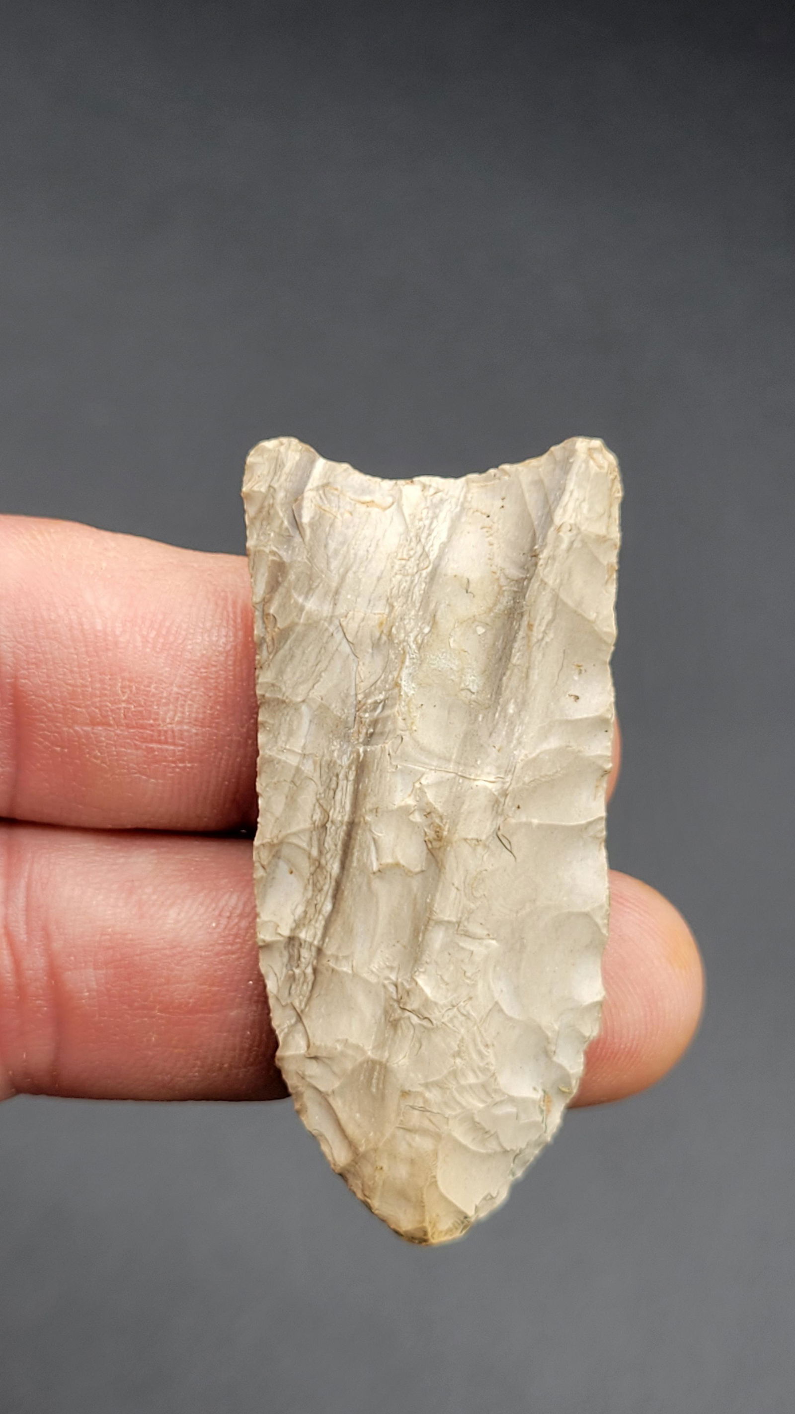 2 3/8" Fluted Clovis with great banding- Missouri- Ex Walt McIntyre: 2 3/8" Fluted Clovis with great banding- Missouri- Ex Walt McIntyre