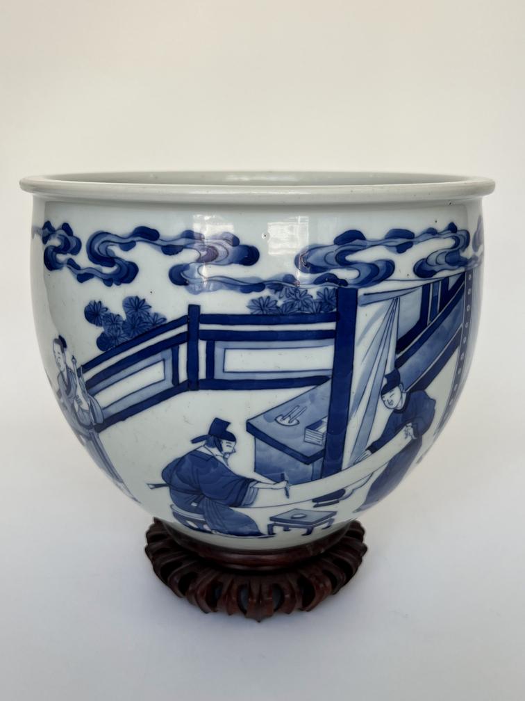 A blue&white jar, KangXi Pr. (1 of 13)