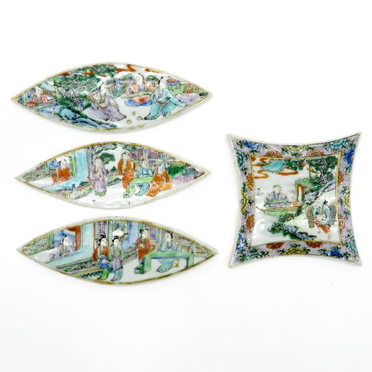 Lot of 4 19th Century China Porcelain Plaques: Size:(13cm the longest) Shipping:EU\HK\USA Ondoor shipping estimation:115EUR Condition:(Good Condition, No Repairment Checked by UV&Strong Light, Age Traces) Terms:(It is the Buyer's responsibility