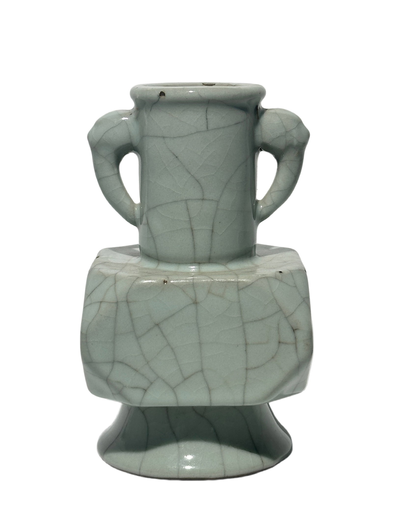 A Chinese guan ware vase with double ears, YongZheng Pr.: Size:(Height17.3cm, Mouth Diameter6cm) Shipping:EU\HK\USA Ondoor shipping estimation:115EUR Condition:(Good Condition, No Hairlines, No Cracks, No Repairment Checked by UV&Strong Light, Age Traces) Te