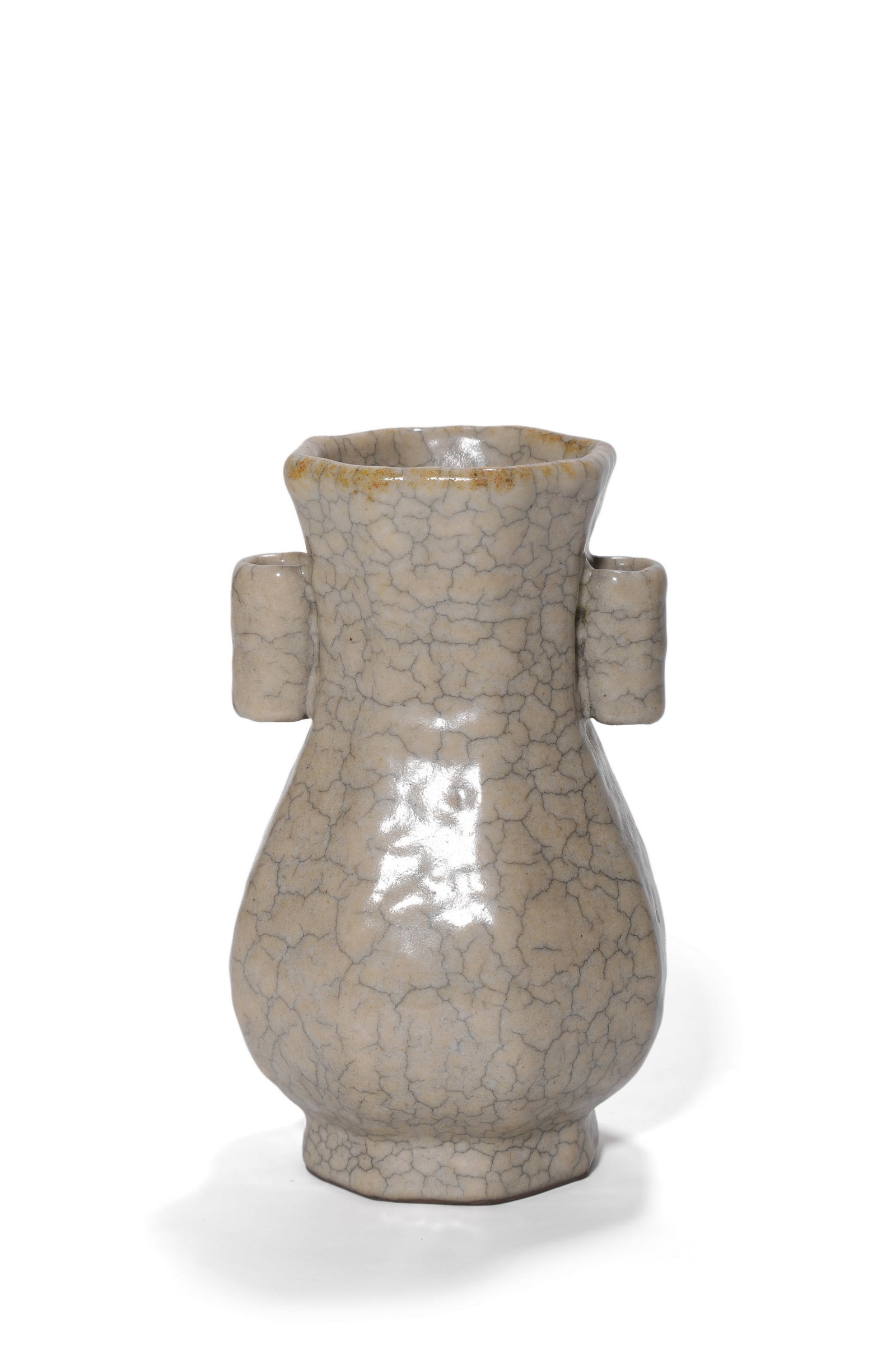 A Ge-Style Crackle Hexagonal Arrow Vase, 12th?C14th C Pr.: Size:(Height 15.5cm) Shipping:EU\HK\USA Ondoor shipping estimation:85EUR Condition:(Good Condition, No Hairlines, No Cracks, No Repairment Checked by UV&Strong Light, Age Traces) Terms:(It is the Buye