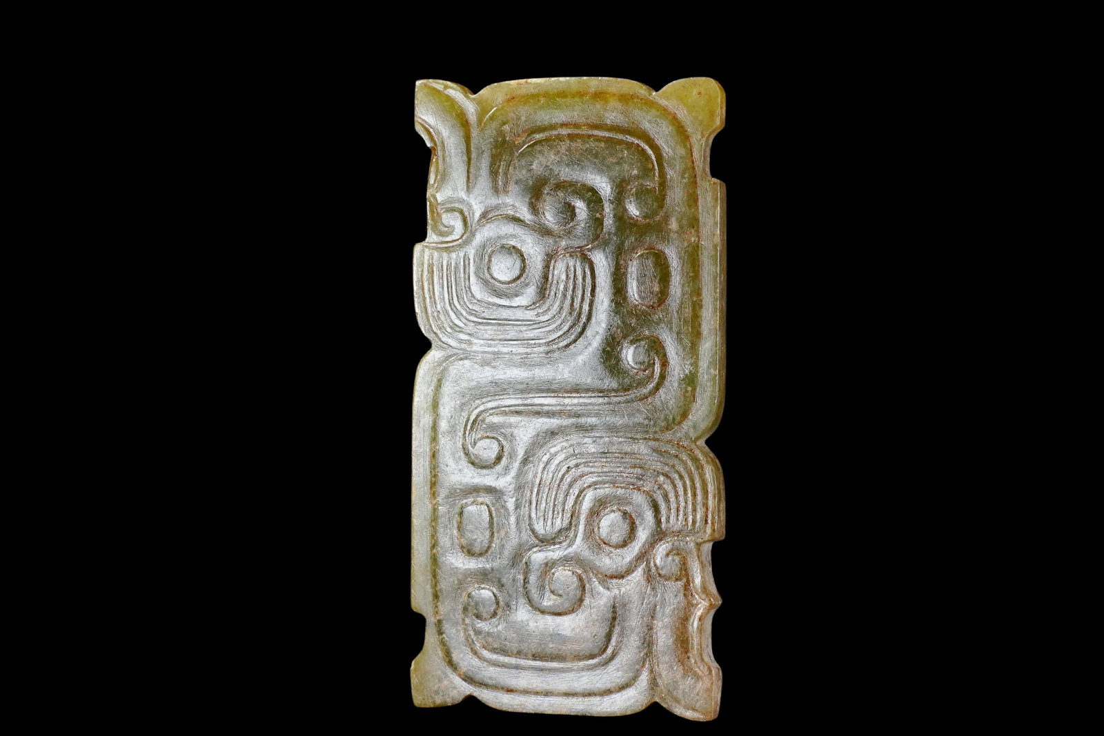 A Jade ornament, 2th- 12th Pr.: Size:(Length5.1cm, Width2.5cm, Depth0.52cm) Shipping:EU\HK\USA Ondoor shipping estimation:75EUR Condition:(Good Condition, No Repairment Checked by UV&Strong Light, Age Traces) Terms:(It is the Buyer'