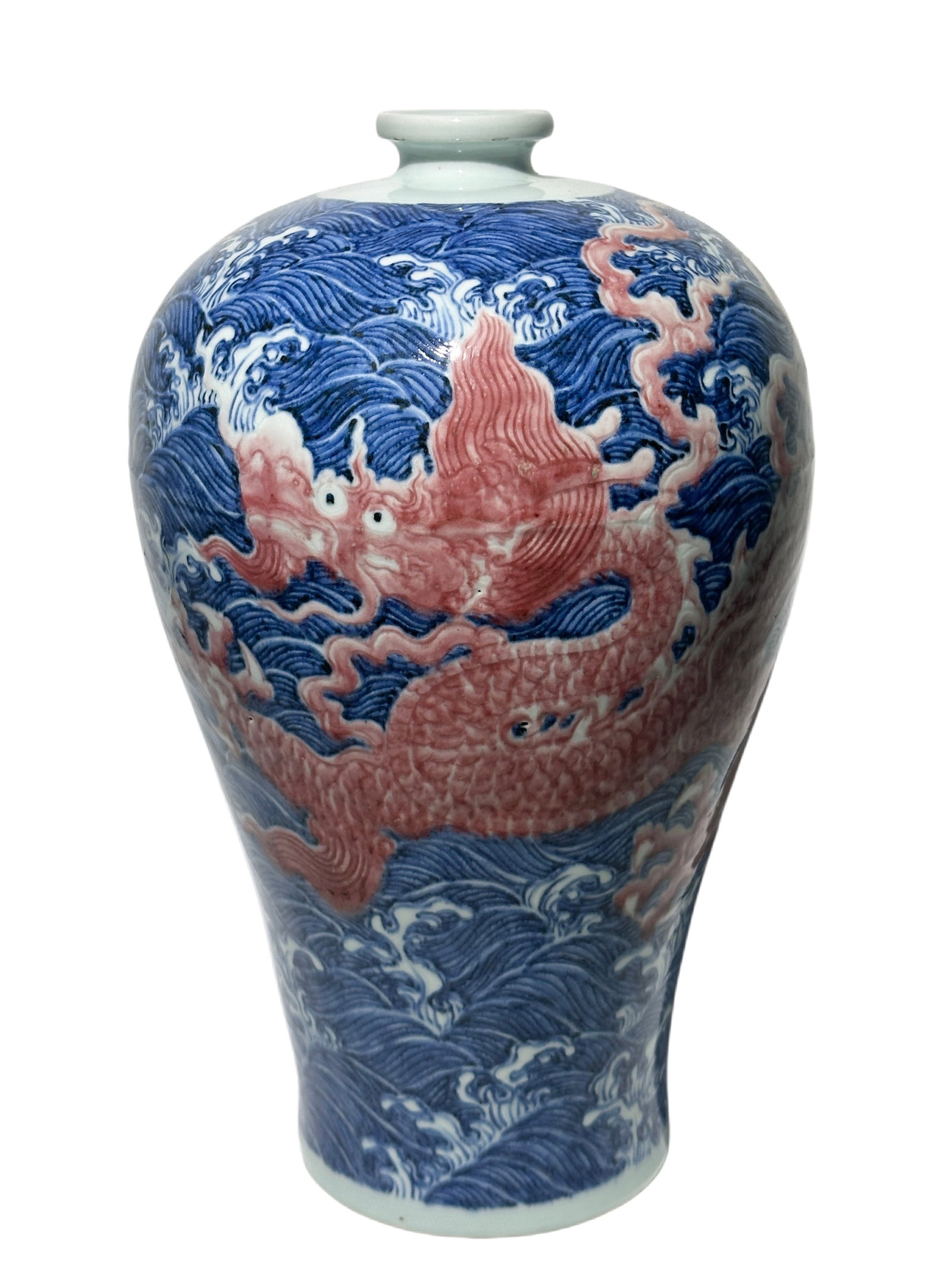 A Chinese Blue-and-white underglaze red cloud dragon plum vase, Ming Dynasty Pr.: Size:(Height34.3cm, Mouth Diameter5.3cm) Shipping:EU\HK\USA Ondoor shipping estimation:115EUR Condition:(Good Condition, No Hairlines, No Cracks, No Repairment Checked by UV&Strong Light, Age Traces) 