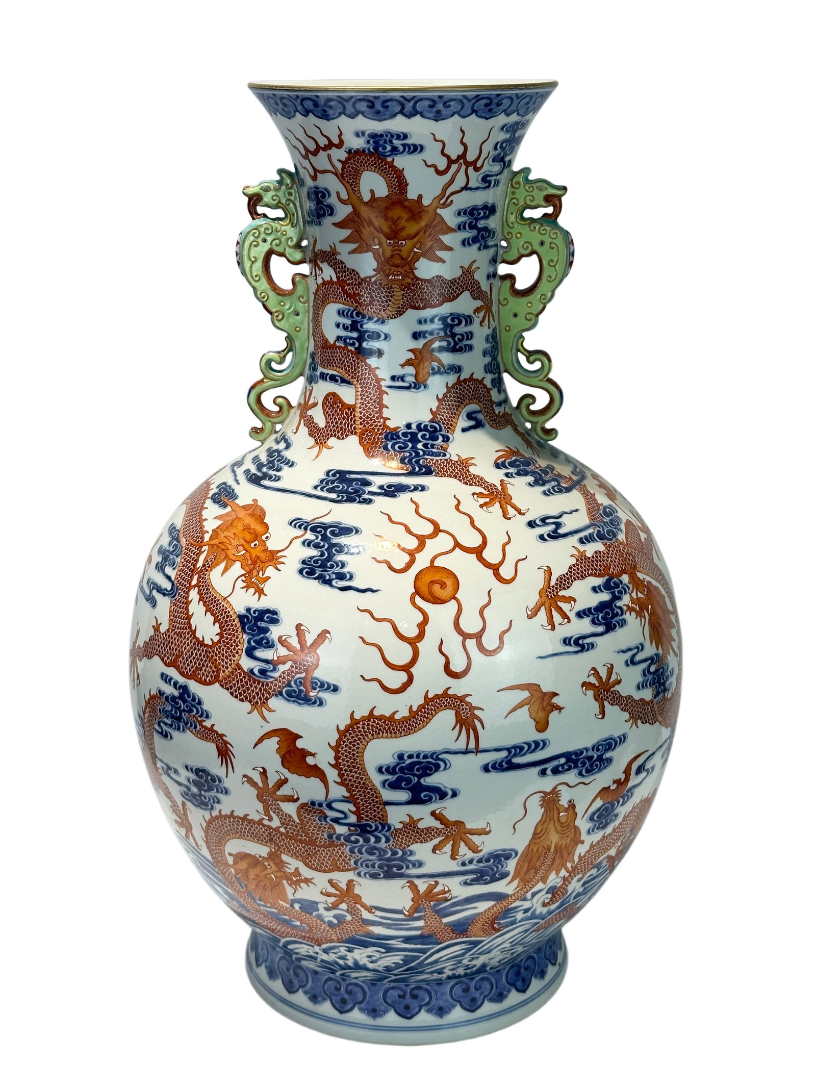 An extra large size of vase with double ears, and cloud dragon patterns, Qian Long Pr.: Size:(Height60.3cm, Mouth Diameter19.2cm) Shipping:EU\HK\USA Ondoor shipping estimation:165EUR Condition:(Good Condition, No Hairlines, No Cracks, No Repairment Checked by UV&Strong Light, Age Traces)