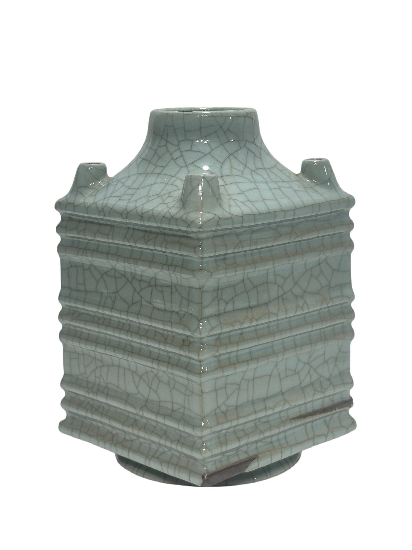 A Chinese guan ware vase, YongZheng Pr.: Size:(Height27.5cm, Mouth Diameter8.3cm) Shipping:EU\HK\USA Ondoor shipping estimation:115EUR Condition:(Good Condition, No Hairlines, No Cracks, No Repairment Checked by UV&Strong Light, Age Traces) 