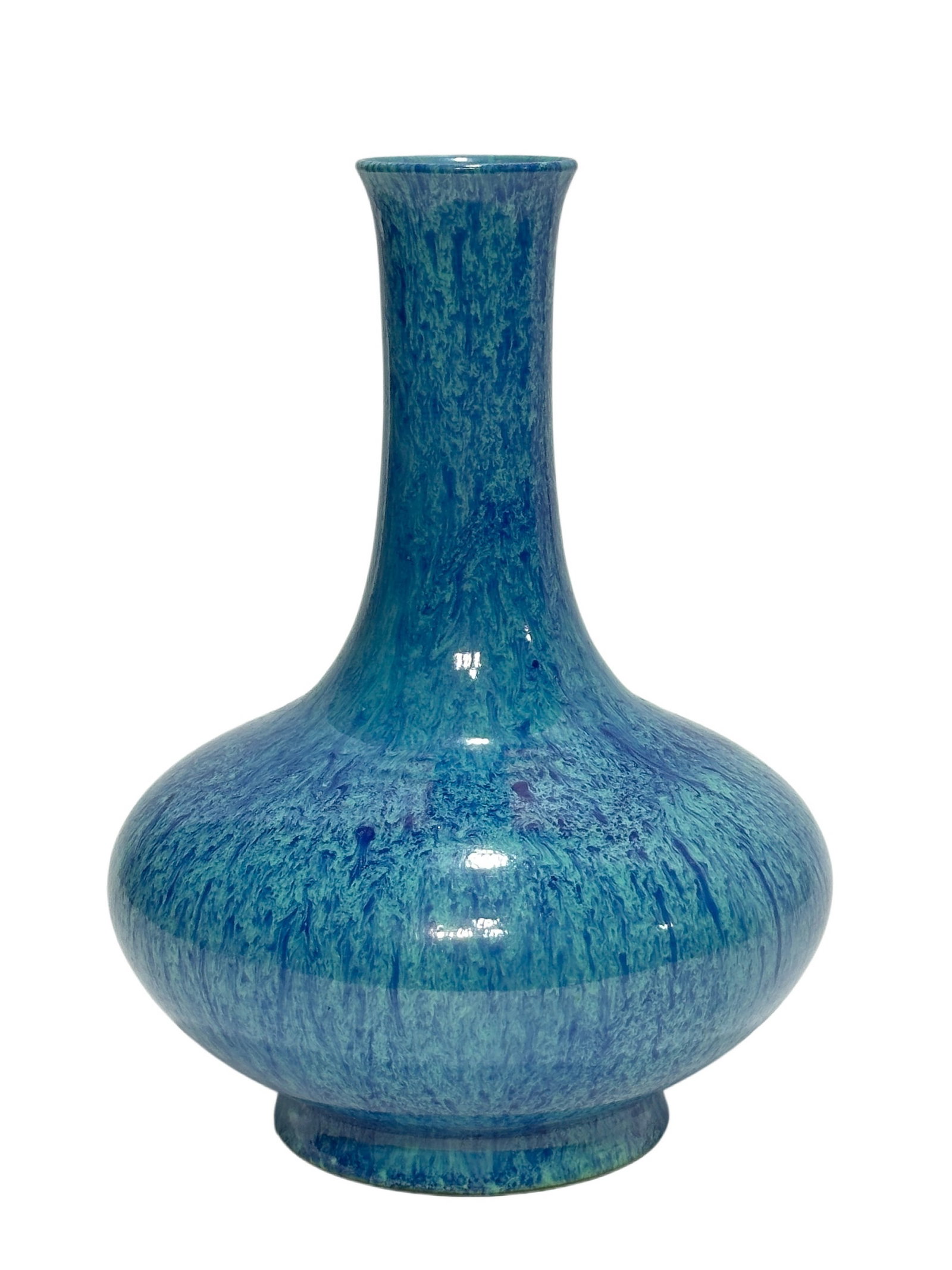 A Chinese furnace glazed vase, YongZheng Pr.: Size:(Height22.7cm, Mouth Diameter5cm) Shipping:EU\HK\USA Ondoor shipping estimation:115EUR Condition:(Good Condition, No Hairlines, No Cracks, No Repairment Checked by UV&Strong Light, Age Traces) Te