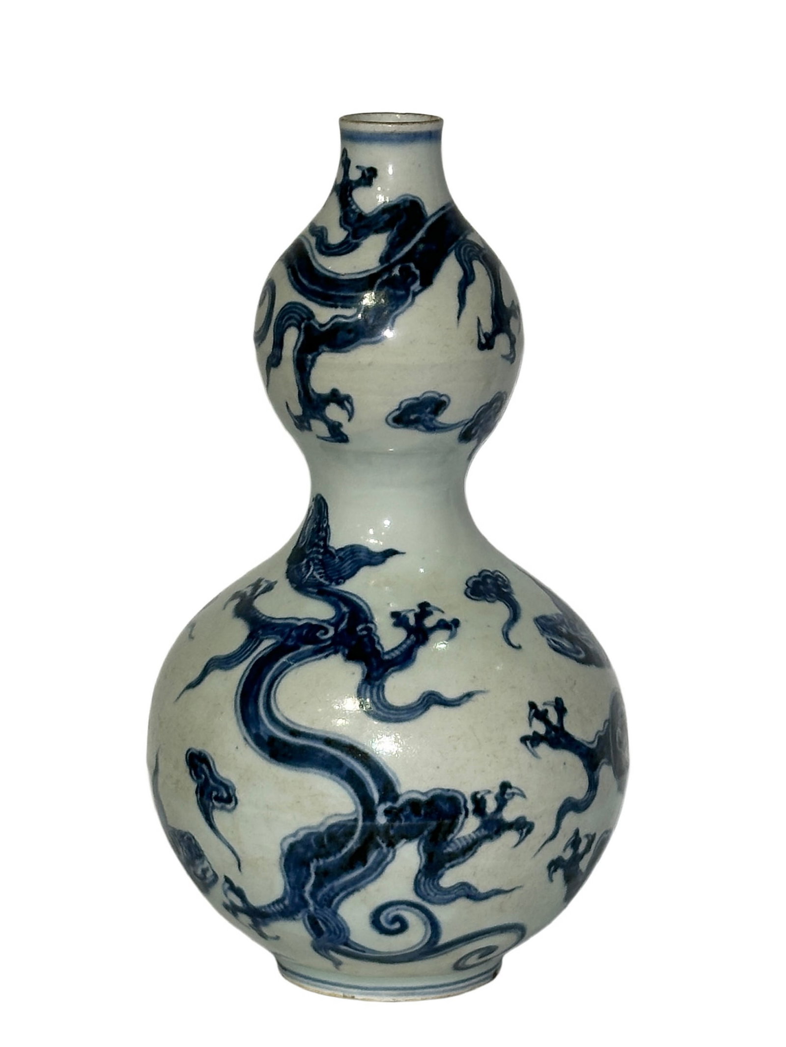 Blue and white dragon-patterned gourd vase, Ming Dynasty Pr. (1 of 8)