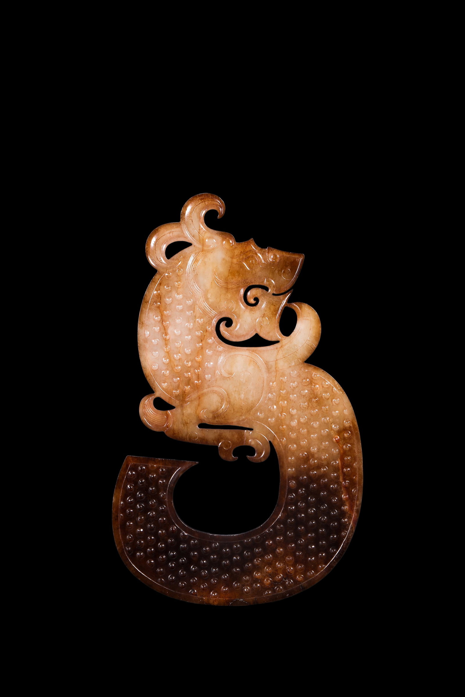 A Two-Tone Jade S-Shaped Dragon Plaque, Warring States, Circa 475?C221 BC Pr.: Size:(Length 16.8cm ) Shipping:EU\HK\USA Ondoor shipping estimation:75EUR Condition:(Good Condition, No Repairment Checked by UV&Strong Light, Age Traces) Terms:(It is the Buyer's responsibility to in