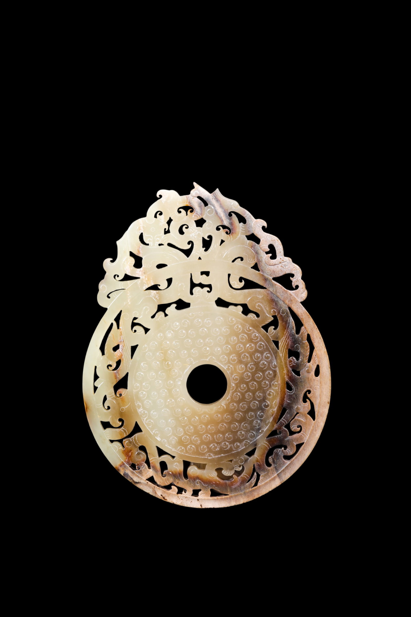 A Pale Yellow Jade Openwork Dragon Phoenix Bi Disc, Han, Circa 2nd C BC?C2nd C AD Pr.: Size:(Length 15.5cm ) Shipping:EU\HK\USA Ondoor shipping estimation:75EUR Condition:(Good Condition, No Repairment Checked by UV&Strong Light, Age Traces) Terms:(It is the Buyer's responsibility to in