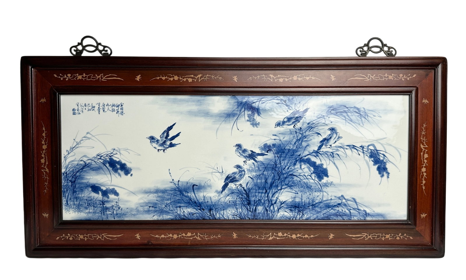 A Chinese Blue-and-white porcelain plaque with wood frame, and decorated with pond and sparrows,: Size:(Height46cm/W96cm) Shipping:EU\HK\USA Ondoor shipping estimation:155EUR Condition:(Good Condition, No Hairlines, No Cracks, No Repairment Checked by UV&Strong Light, Age Traces) Terms:(It is the