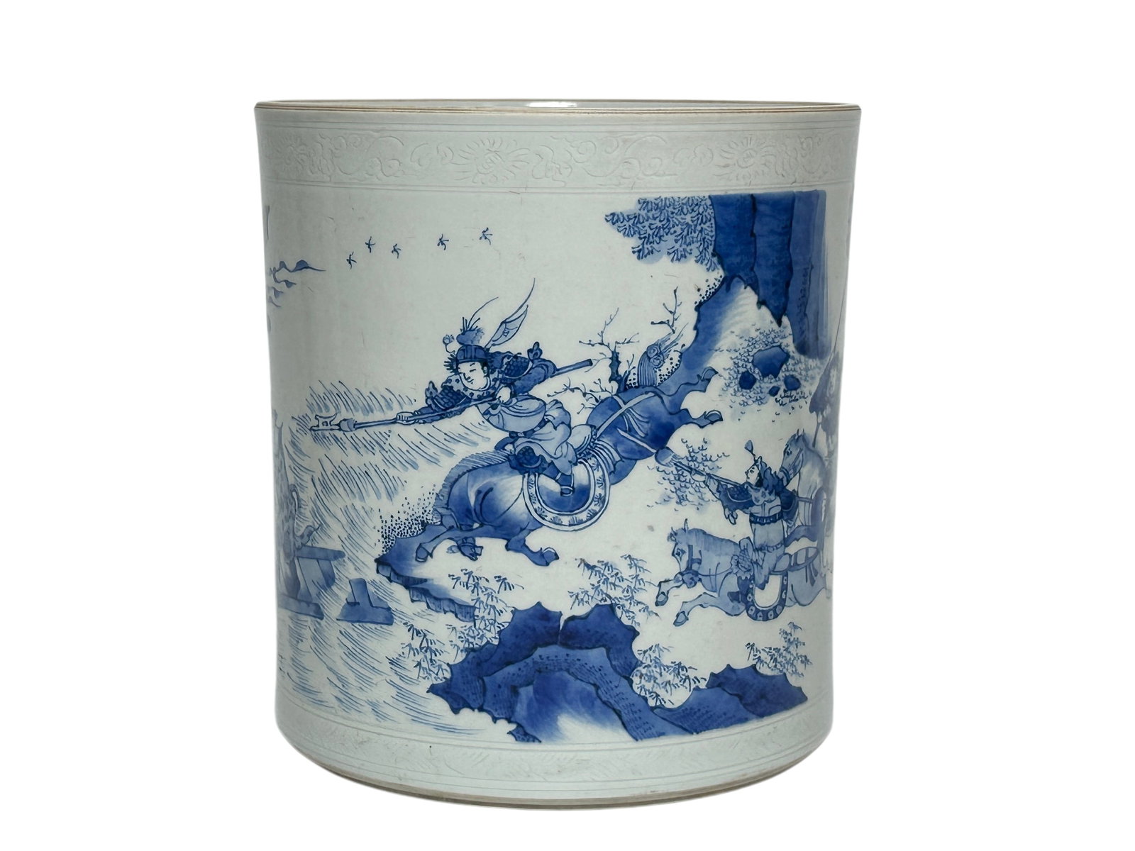 A Chinese Blue-and-white brush holder with a figure of worriers, Kang Xi Pr.: Size:(Height22.3cm, Mouth Diameter21cm) Shipping:EU\HK\USA Ondoor shipping estimation:135EUR Condition:(Good Condition except minor chips on the bottom, No Hairlines, No Cracks, No Repairment Checked
