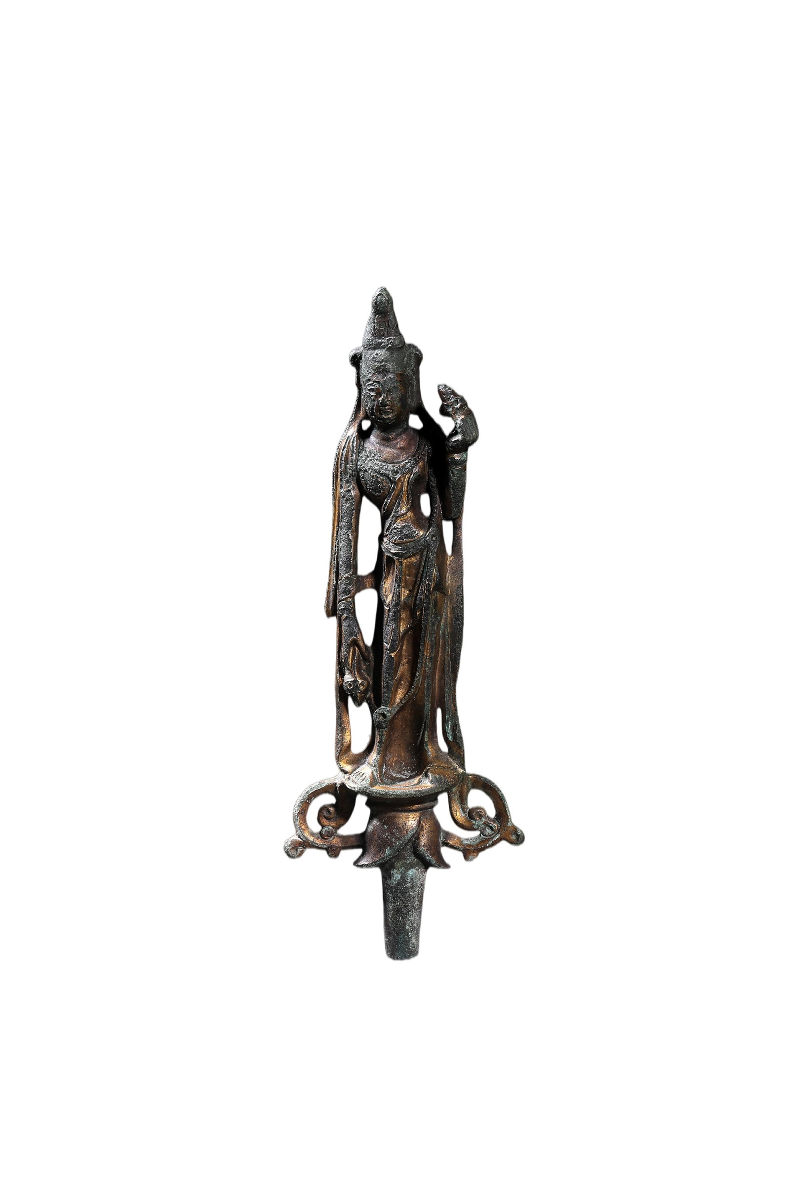 A Chinese Ancient gilt?bronze Guanyin statuette, 7th?9th centuries Pr.: Size:(Height13cm) Shipping:EU\HK\USA Ondoor shipping estimation:115EUR Condition:(Good Condition, No Repairment Checked by UV&Strong Light, Age Traces) Terms:(It is the Buyer's responsibility to inspe