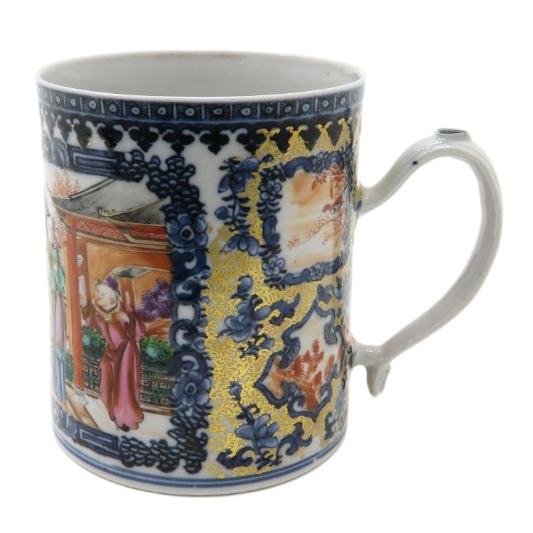China Porcelain Mug in Mandarin D??cor, Qing Dynasty Pr.: Size:(15x13x11 cm) Shipping:EU\HK\USA Ondoor shipping estimation:75EUR Condition:(Good Condition, No Repairment Checked by UV&Strong Light, Age Traces) Terms:(It is the Buyer's responsibility to inspe