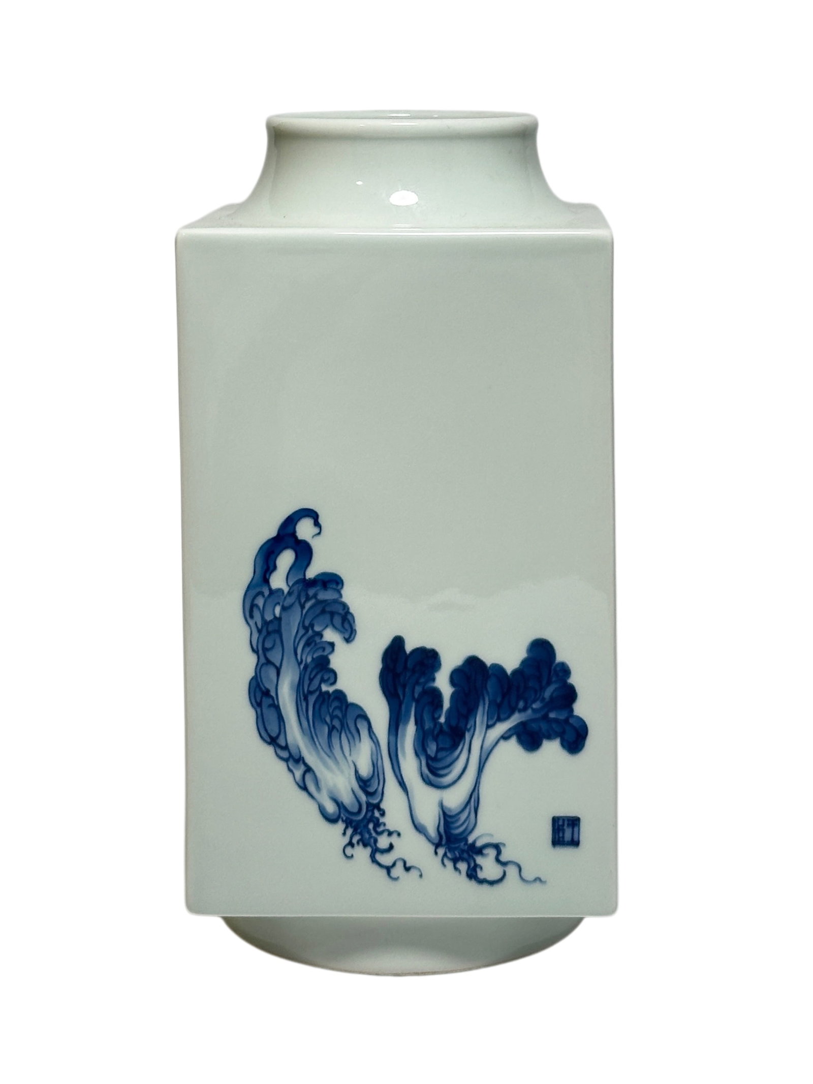 A Chinese Blue-and-white square vase decorated with cabbage pattern, Republic Pr. (1 of 8)