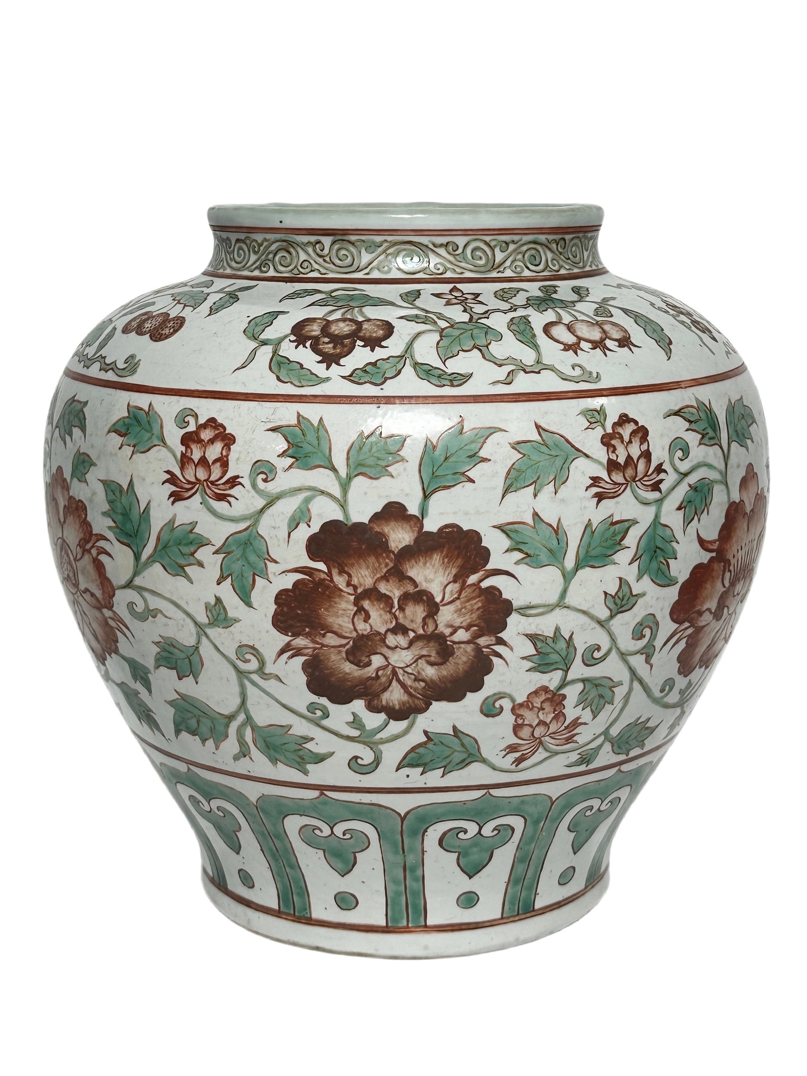 A Chinese Red and green entwined floral jar, Ming Dynasty Pr.: Size:(Height33cm, Mouth Diameter18.3cm) Shipping:EU\HK\USA Ondoor shipping estimation:135EUR Condition:(Good Condition, No Hairlines, No Cracks, No Repairment Checked by UV&Strong Light, Age Traces) T