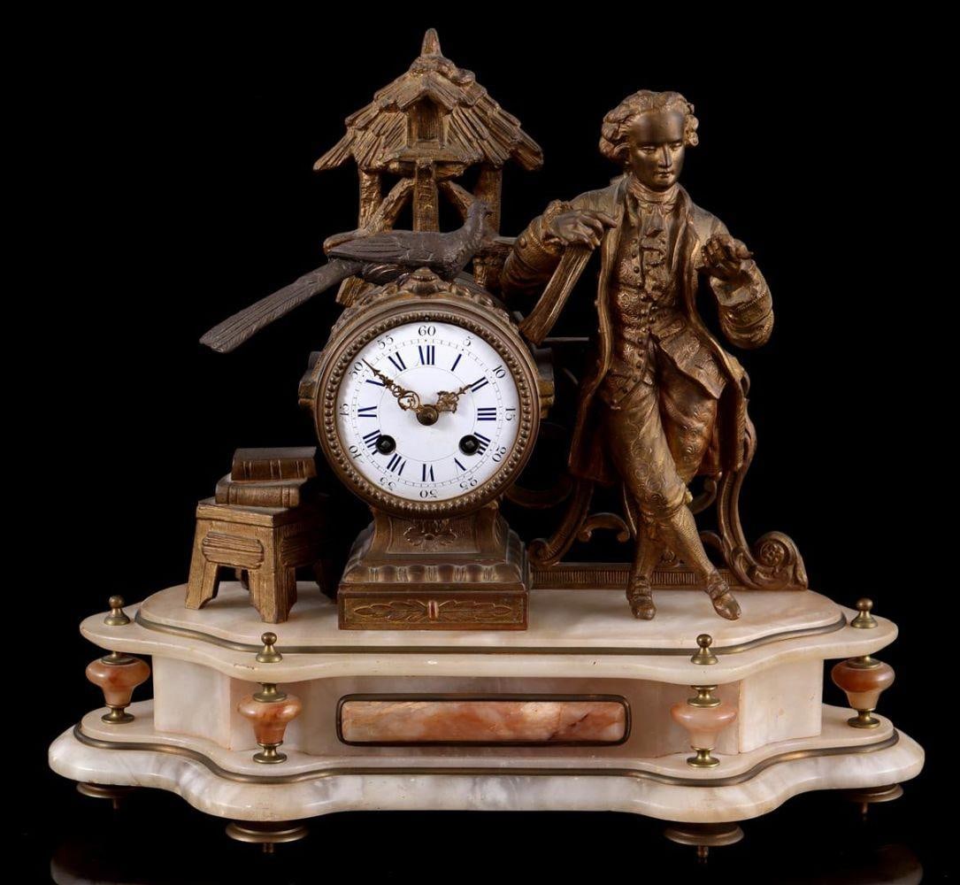 Classic table clock (1 of 1)