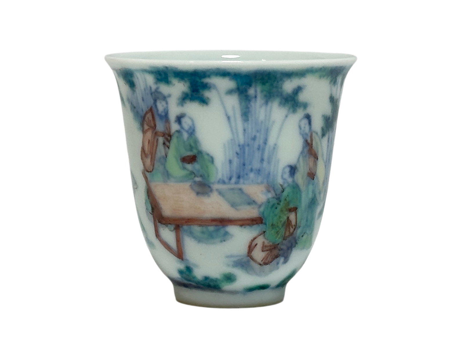 A Chinese Blue-and-white doucai figure cup, Chenhua mark but probably later.: Size:(Height6.5cm, Mouth Diameter6.6cm) Shipping:EU\HK\USA Ondoor shipping estimation:75EUR Condition:(Good Condition, No Hairlines, No Cracks, No Repairment Checked by UV&Strong Light, Age Traces)
