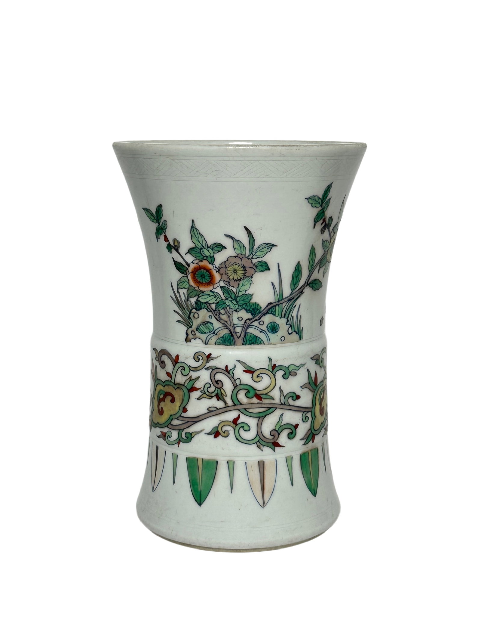 A Chinese Colorful Floral and Bird painted Brush Pot, Kang Xi Pr.: Size:(Height20.6cm, Mouth Diameter13.3cm) Shipping:EU\HK\USA Ondoor shipping estimation:135EUR Condition:(Good Condition, No Hairlines, No Cracks, No Repairment Checked by UV&Strong Light, Age Traces)