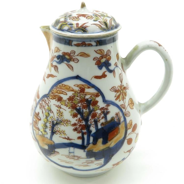 A Chinese milk pot, Qing Dynasty Pr.: Size:(12x13x9 cm) Shipping:EU\HK\USA Ondoor shipping estimation:105EUR Condition:(Good Condition, No Repairment Checked by UV&Strong Light, Age Traces) Terms:(It is the Buyer's responsibility to inspe