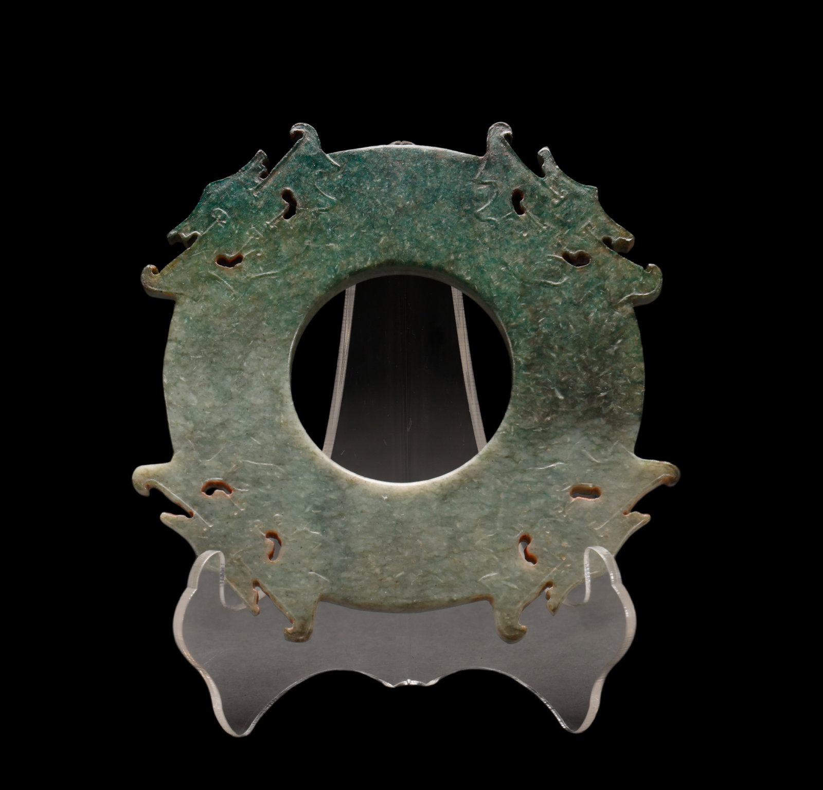 A Chinese Ancient Notched Jade Ring (Yuan), 11th?Century?BCE?8th?Century?BCE Pr.: Size:( Width11.5cm) Shipping:EU\HK\USA Ondoor shipping estimation:70EUR Condition:(Good Condition, No Repairment Checked by UV&Strong Light, Age Traces) Terms:(It is the Buyer's responsibility to insp