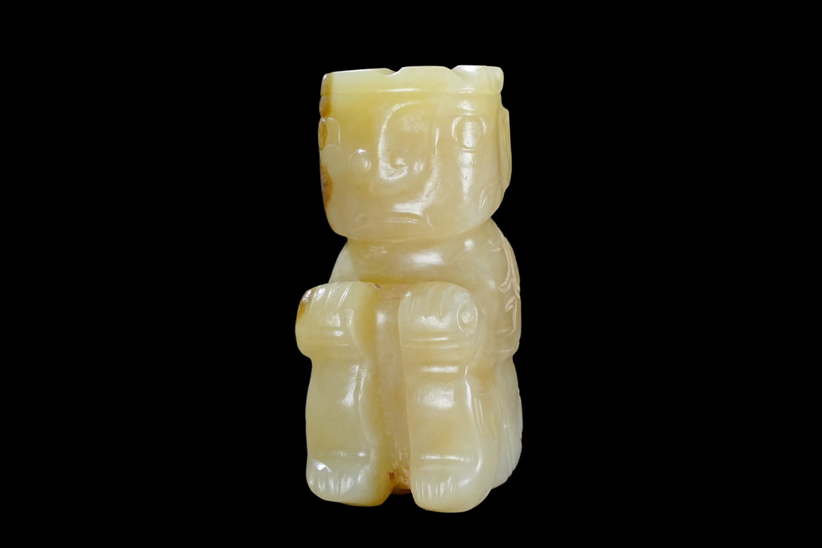 A Chinese jade ornament, 12th Pr.: Size:(Length2.5cm, Width2.3cm, Height5.2cm) Shipping:EU\HK\USA Ondoor shipping estimation:70EUR Condition:(Good Condition, No Repairment Checked by UV&Strong Light, Age Traces) Terms:(It is the Buyer'