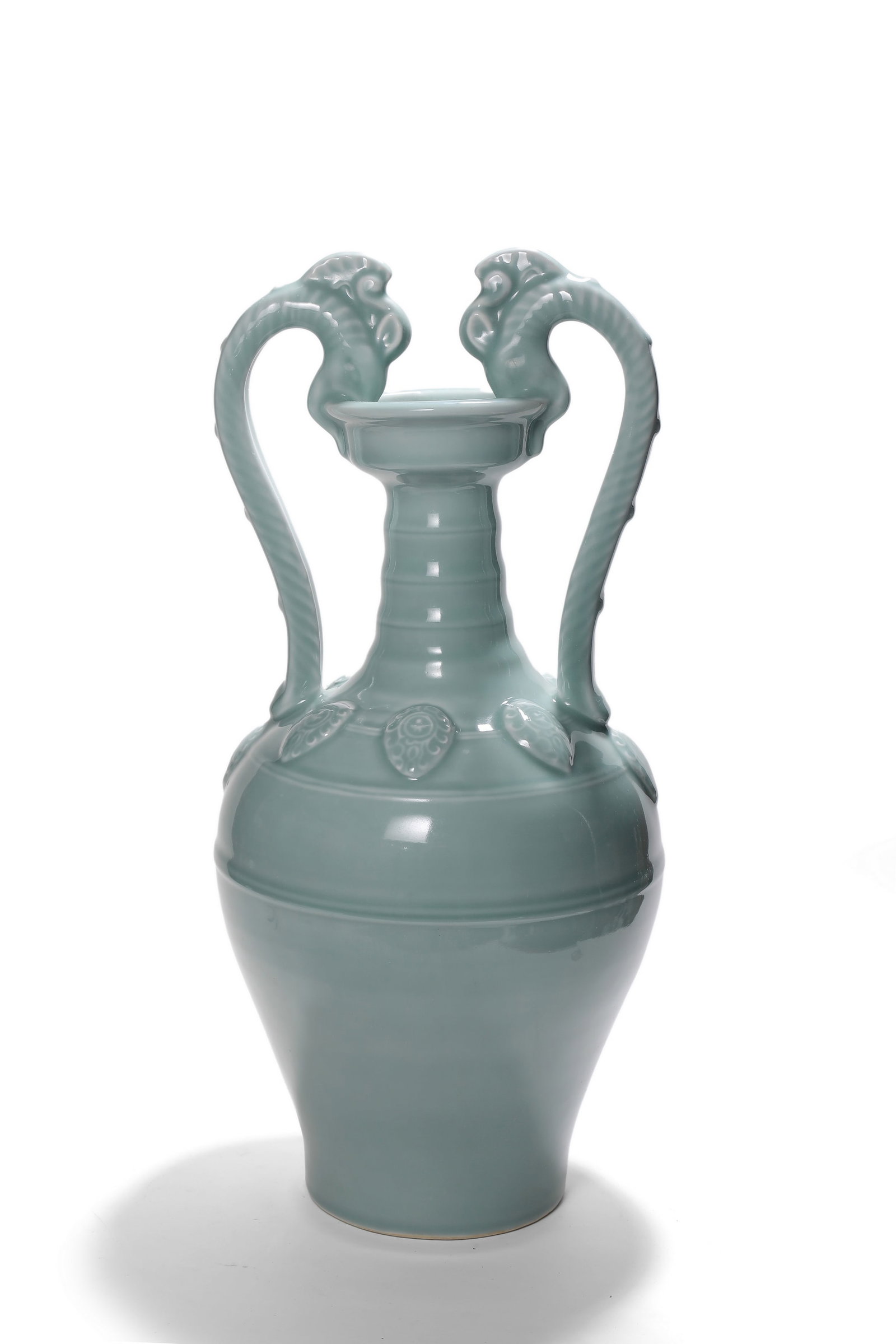 A Chinese Ancient Celadon Twin?dragon?handled Vase, 18th century Pr.: Size:(Height52cm) Shipping:EU\HK\USA Ondoor shipping estimation:105EUR Condition:(Good Condition, No Hairlines, No Cracks, No Repairment Checked by UV&Strong Light, Age Traces) Terms:(It is the Buyer'