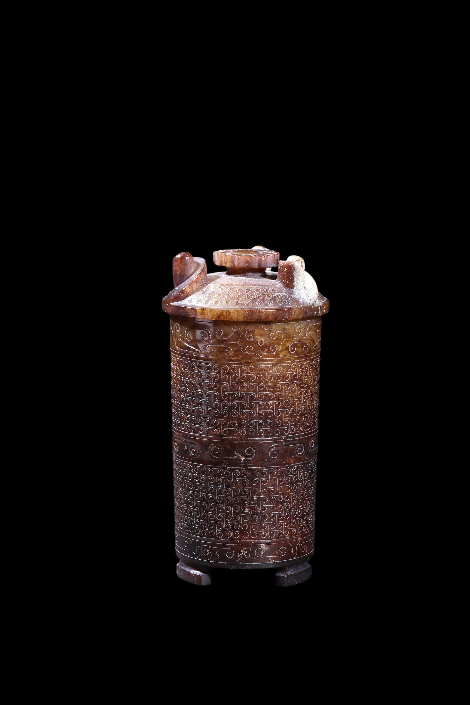A Chinese Ancient Covered Jade Cylindrical Vessel, 2nd?Century?BCE?2nd?Century?CE Pr.: Size:(Height15cm) Shipping:EU\HK\USA Ondoor shipping estimation:150EUR Condition:(Good Condition, No Repairment Checked by UV&Strong Light, Age Traces) Terms:(It is the Buyer's responsibility to inspe