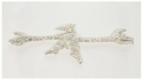 GOREY, Edward (1925-2000) Hand-Sewn Figbash: GOREY, Edward (1925-2000) Hand-Sewn FigbashA hand-sewn, rice filled Figbash stuffed animal creature, white fabric with black spots, a card affixed is SIGNED BY GOREY.Provenance: Accompanied by a