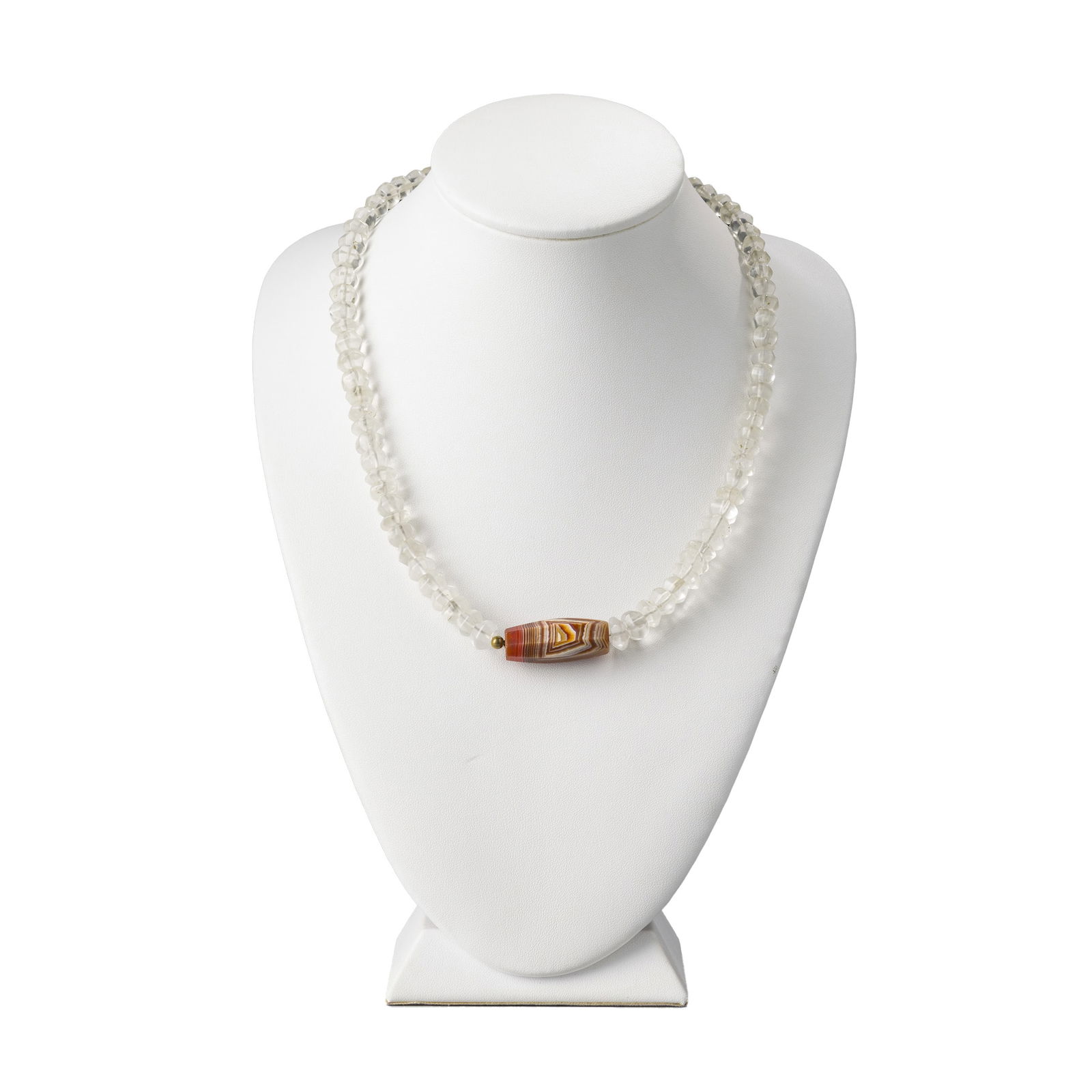 Himalayan Antique Banded Agate Chevron Eye Pendant Necklace with Crystal Beads: An exquisite antique Himalayan necklace featuring a banded agate pendant with a distinctive chevron pattern and natural eye design. Complemented by old crystal beads, this L:48cm, Weight?55g necklace.