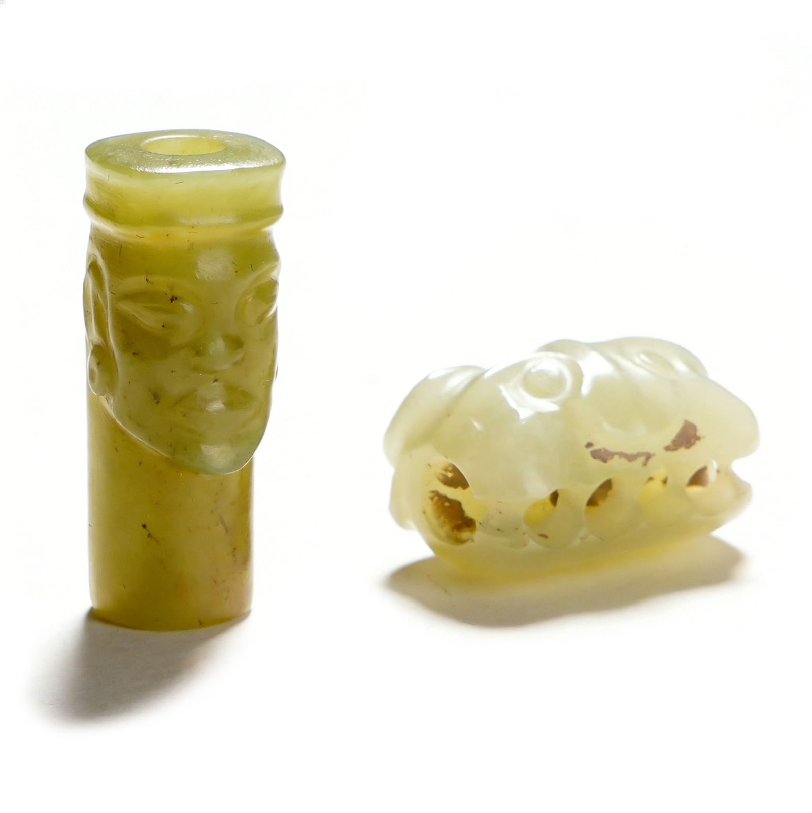 A set of old jade ornaments (1 of 1)