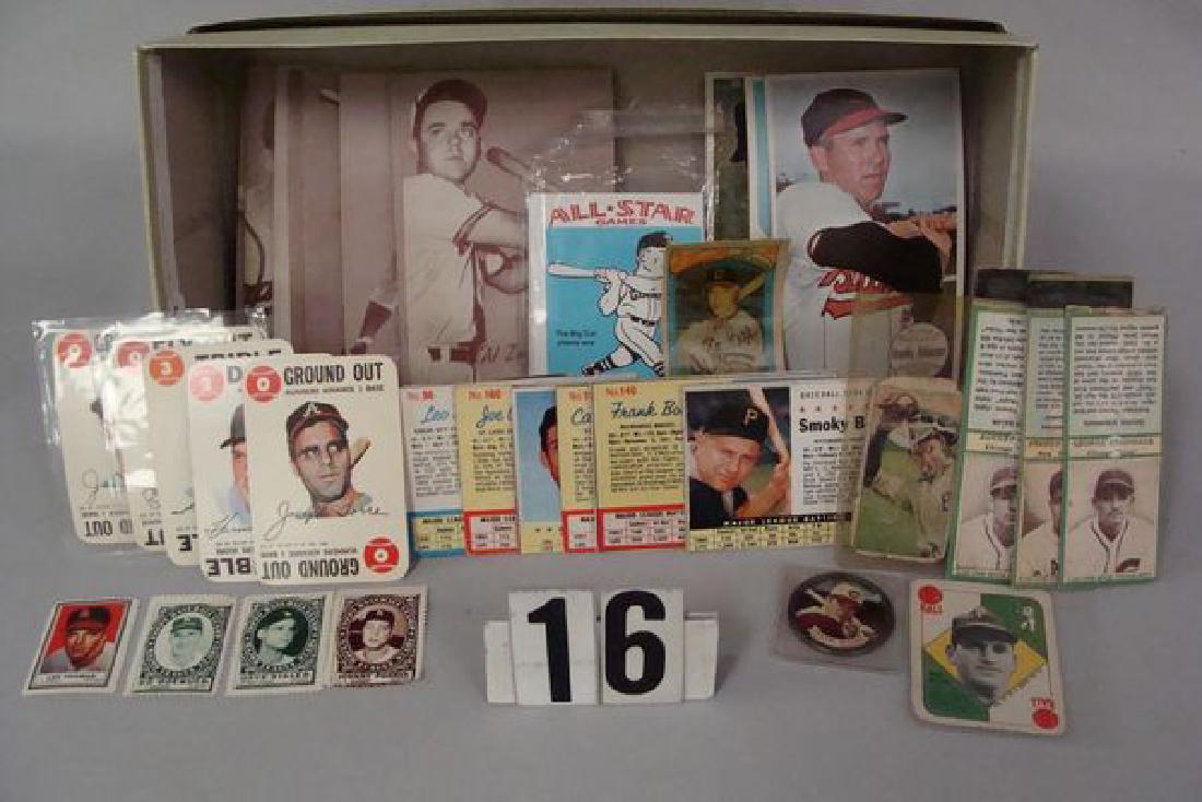 LOT: SMALL GRAB BOX OF VINTAGE ODD BALL (1 of 2)